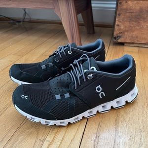 OnCloud Black Sneakers